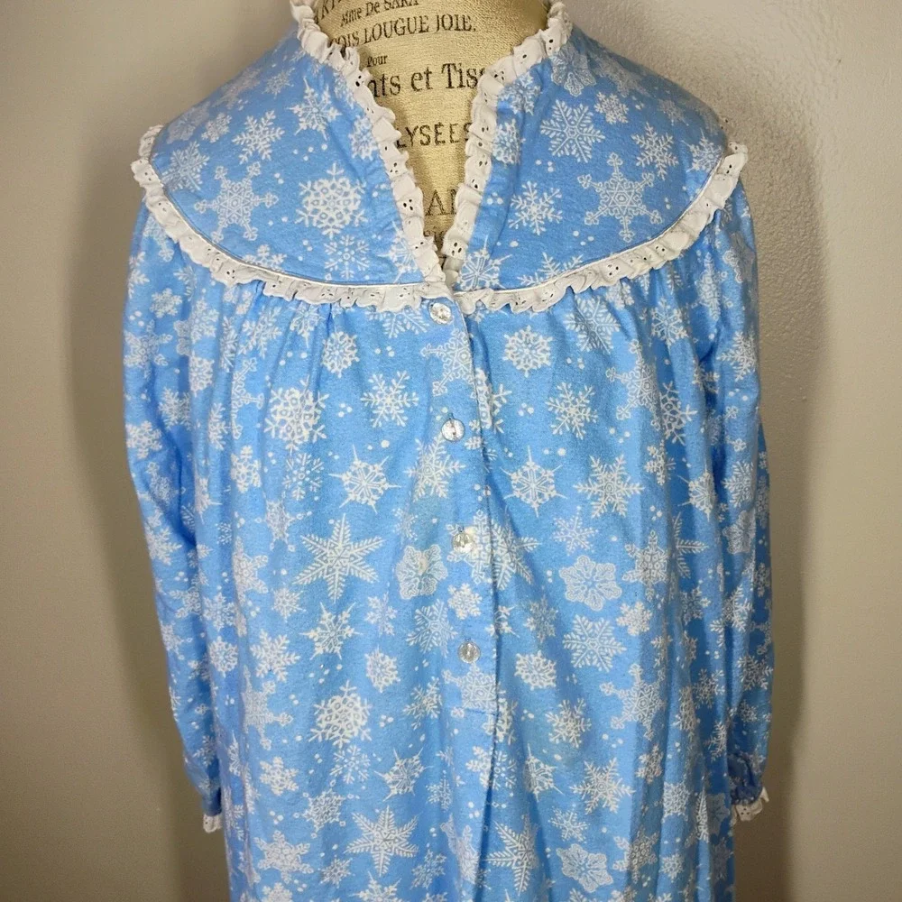 Lanz of Salzburg Nightgown Med Flannel Snowflake Maxi Cotton Cottage Winter